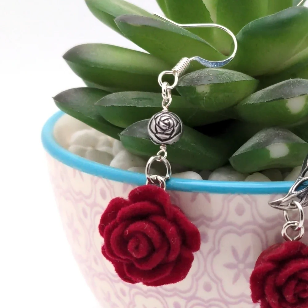 381MIDALANE Assymmetrical Flocked Red Rose Earrings